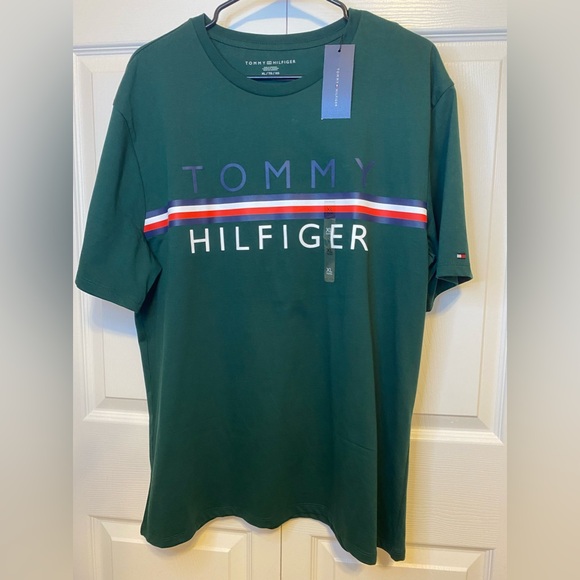 TH Green Tee - Picture 2 of 3